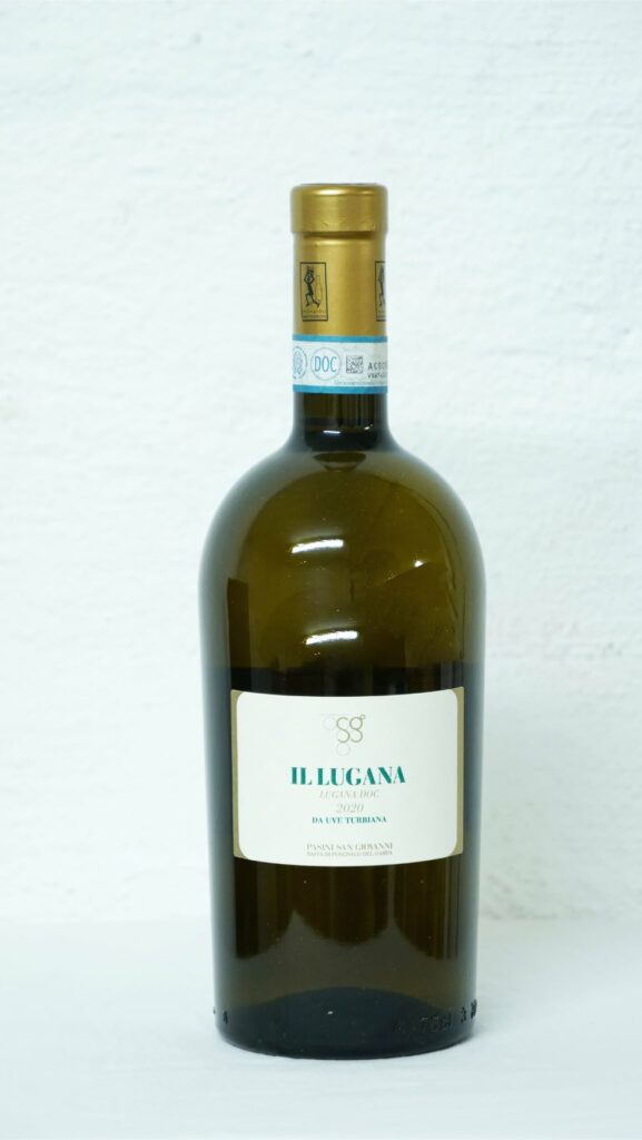 Vi har valt ut våra favoriter av vin från italien och vill nu visa dem för dig på vår vinprovning.